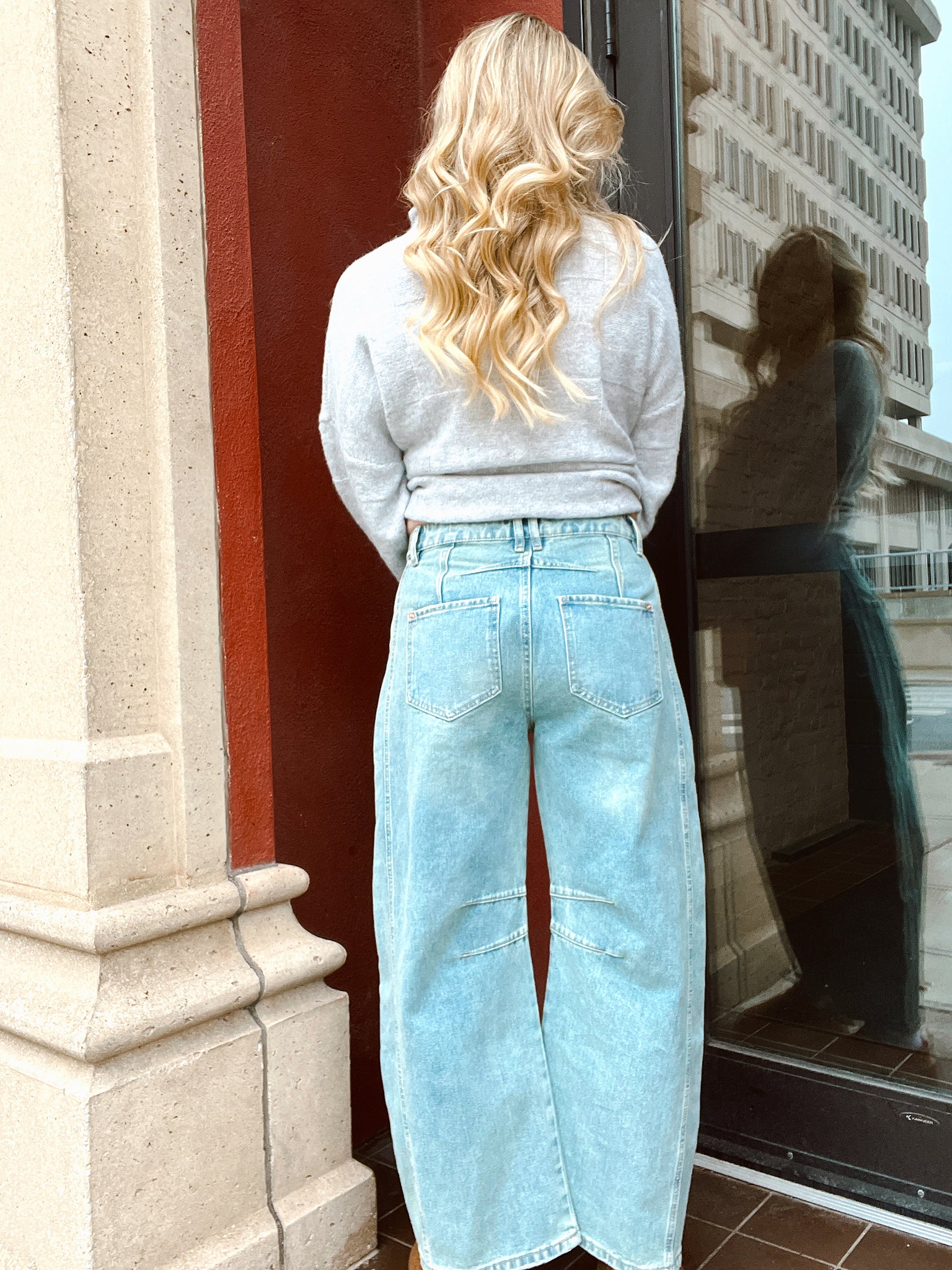 Rodeo Drive Vintage Wash Barrel Jeans